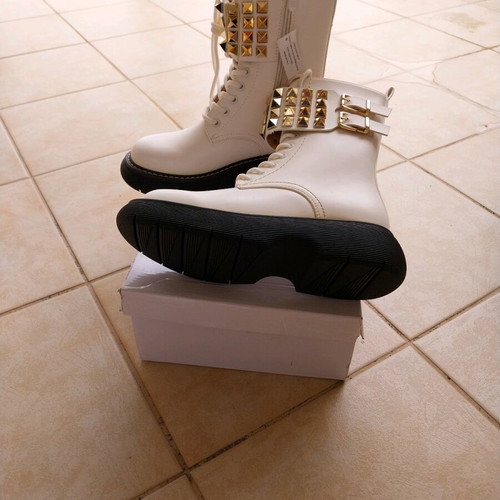 Women's boots new Made In Italia, size 38, white