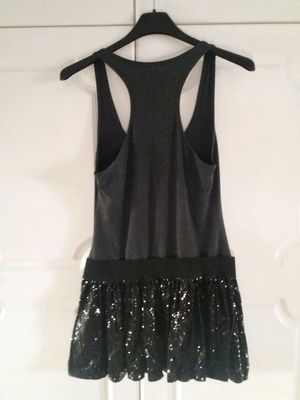 Dress M with elastic band and sequin skirt, new, black