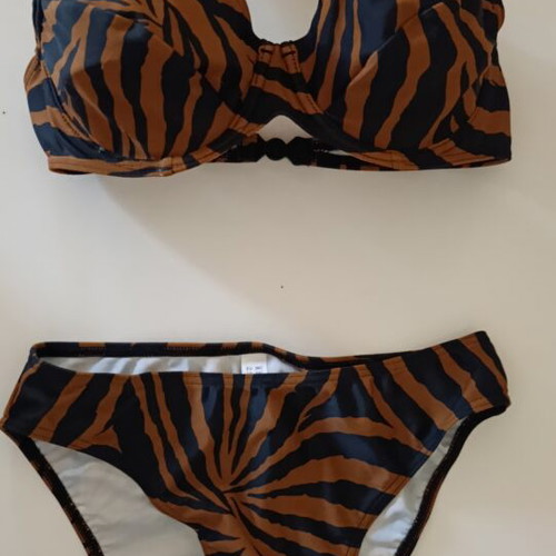 Bikini tiger print size 38 M new
