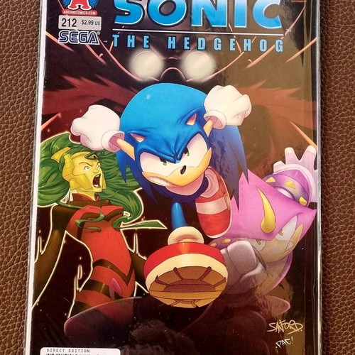 Sonic The Hedgehog Comic Book #212 June 2010 in excellent condition