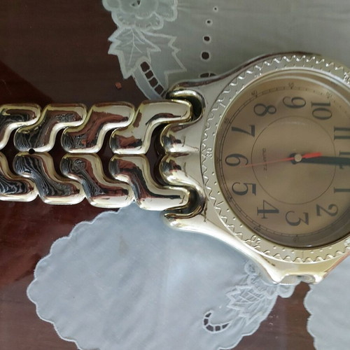 Vintage πτυσσόμενο επιτοίχιο ρολόι κίτρινο, μεταχειρισμένο
