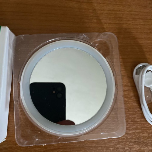 Blitzwolf BW-LM1 face mirror with LED light rechargeable