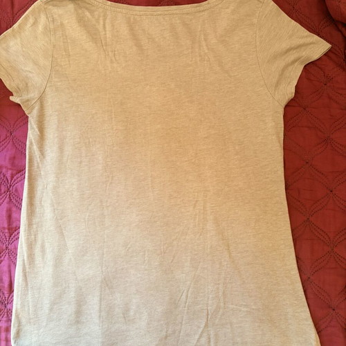 3 mako T-shirts pink, blue, grey, size small with wide fit