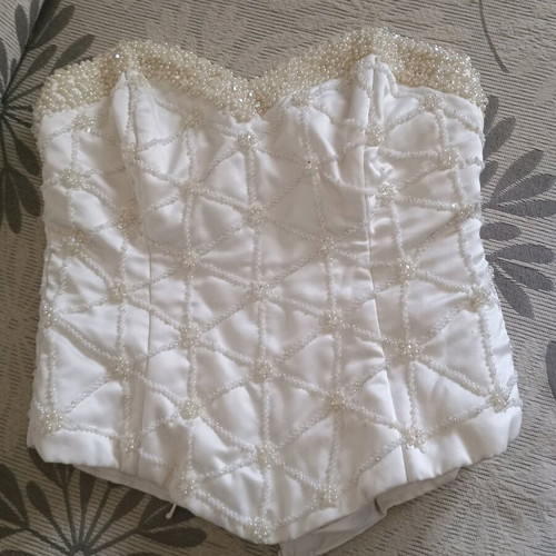 Wedding skirt with bust used, ivory color, waist 76 cm, bust 70-71 cm with beads
