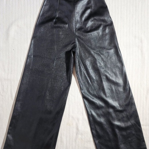 Zara pants made of quality faux leather new with tag, size XS/S