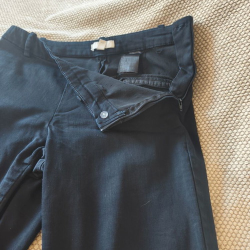 H&M women's black pants with side zipper like new