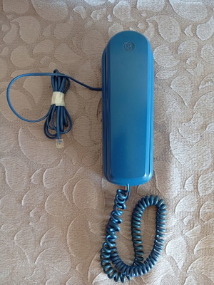 General Electric Vintage Corded Telephone CG2-9122A, blue