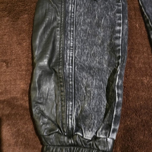 Alice and Olivia jeans like new, size S, black