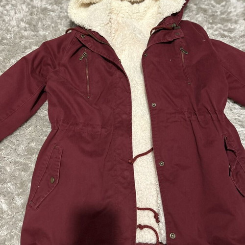 Long women's jacket used burgundy with removable fur lining