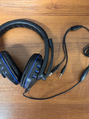 Слушалки за PS4, PS5 и PC нови с кабел, аудио и USB