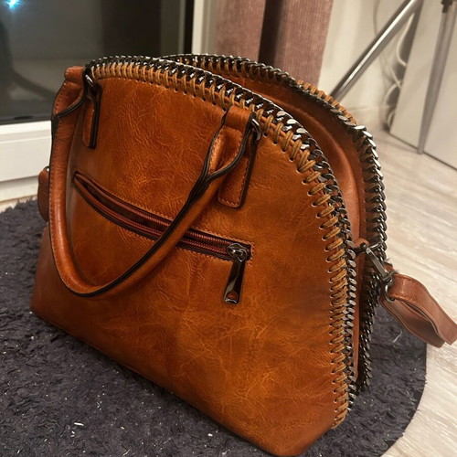 Brown handbag like new, large and spacious