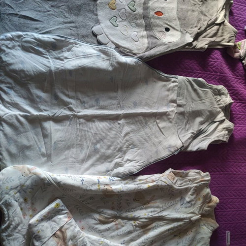 Sleep bags 6-18 months like new, Tommee Tippee and No name 2.5 tog