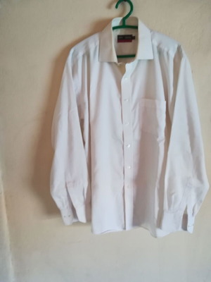 Men's dress shirts pack of three, size L, like new, cotton