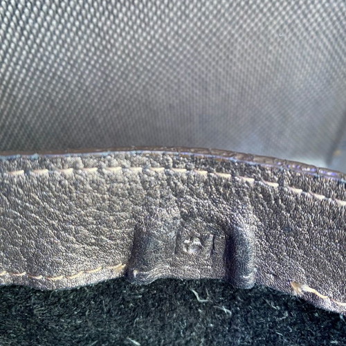 Unisa bronze leather handbag used