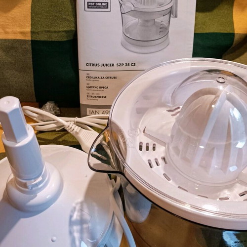 Silvercrest Citrus Juicer 25 Watt 0.8 Liter like new