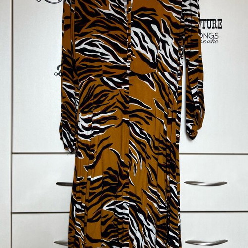 Maxi dress animal print slightly used Desiree black and brown size M