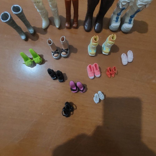 Barbie shoes set of 15 pairs like new