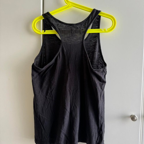 H&M Basic black sleeveless top like new
