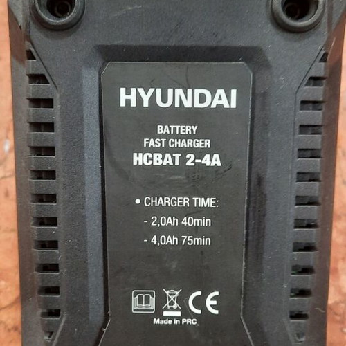 Hyundai Lithium Battery HBAT 20V4A and Charger HCBAT 2-4A used set
