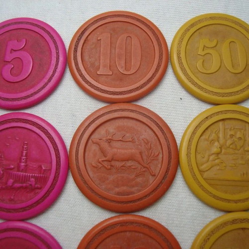 Vintage embossed casino poker chips used, set of 20 from 1950s