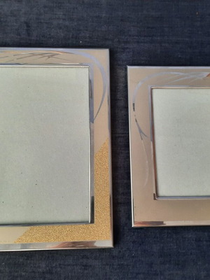 Photo frame set like new with decorative gold-silver motif