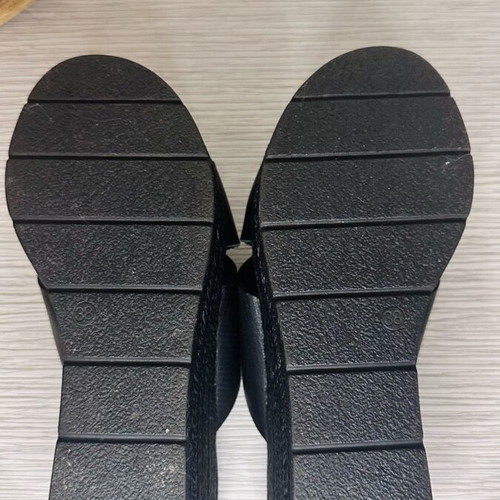 Gianna Kazakou Black Leather Cross-Over Platform Sandals like new, size 38