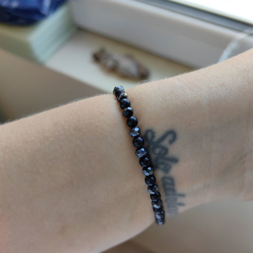 Avantyurin bracelet, natural stone