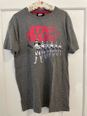 Star Wars Stormtrooper t-shirt XS used, gray