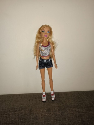 Mattel My Scene Street Art Kennedy κούκλα