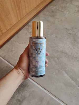 Guess Travel Stories Fiji Body Mist 250ml new