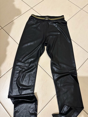 SunsetGo black leggings small like new with leather effect
