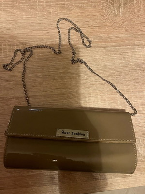 Evening crossbody bag like new, beige with strap