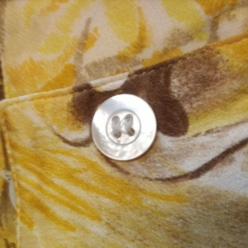 Escada vintage silk shirt like new, unique design