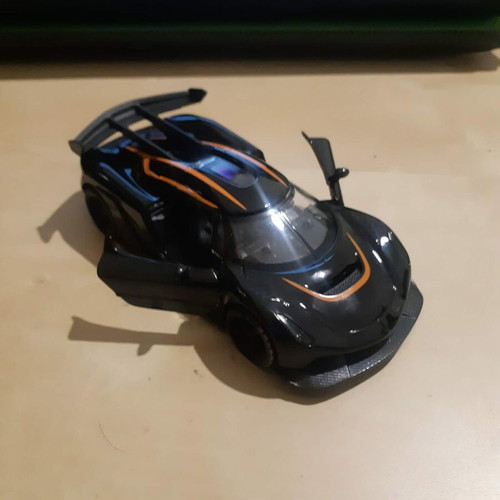 Koenigsegg Jesko 1/32 scale new metal model with opening doors