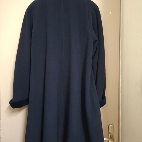 Blue wool-cashmere coat new, size L