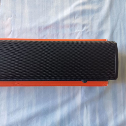 Creative Sound Blaster GS3 soundbar like new with RGB