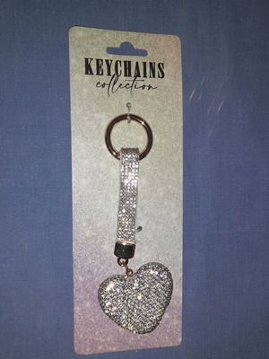 Heart keychain new with tag