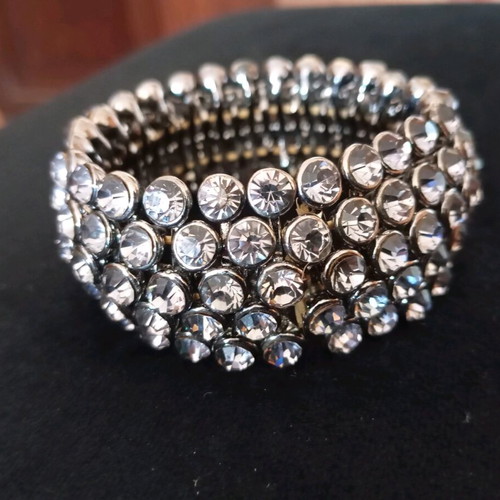 Women's bracelet with rhinestones, 5 cm diameter