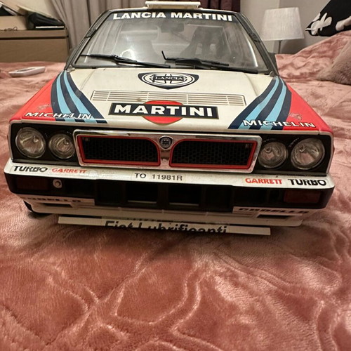 Lancia Delta Integrale Martini Racing 1:8 Hachette collectible like new