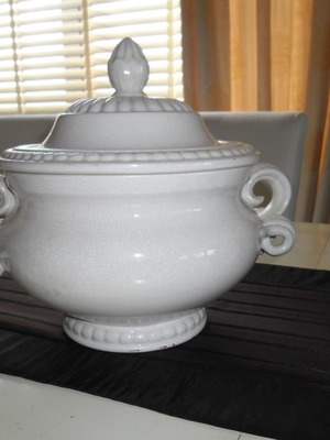 Centerpiece used, crackle finish, height 28cm, width 33cm