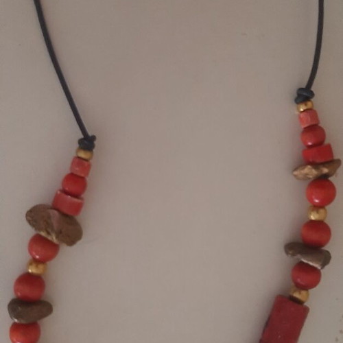 Handmade 80s necklace, brown and red