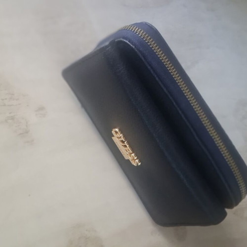 Guess leather wallet blue like new with zipper and card slots