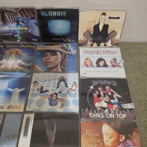 Pop dance CD singles, pack of 16