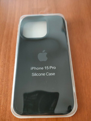 Θήκη iPhone 15 Pro καινούργια μαύρη με βελουτέ εσωτερικό