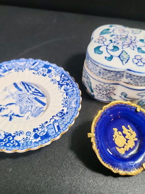 Porcelain set of 3 pieces like new, Limoges, Spode, cobalt blue