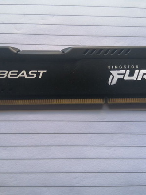 Kingston FURY Beast DDR3 4GB 1600MHz CL10 RAM like new