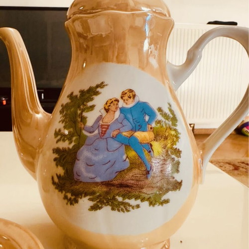 Original porcelain set new