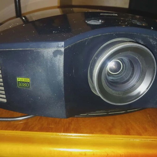 Sony SXRD VPL-HW10 projector like new, Full HD 1080p
