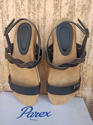 Кожени дамски сандали Parex с мемори пяна, черни, номер 38, нови