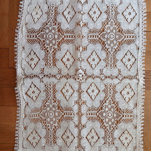 Vintage living room linen set 3 pieces beige woven with cutwork and lace